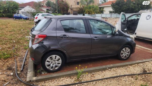 טויוטה יאריס Sol ידני 1.3 (99 כ"ס) בנזין 2013 למכירה באליכין