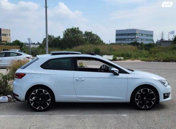 סיאט לאון FR אוט' 3 דל' 1.8 (180 כ"ס) בנזין 2015 למכירה בחיפה