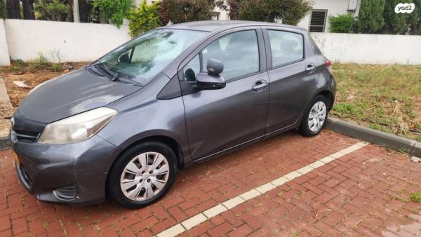 טויוטה יאריס Sol ידני 1.3 (99 כ"ס) בנזין 2013 למכירה באליכין