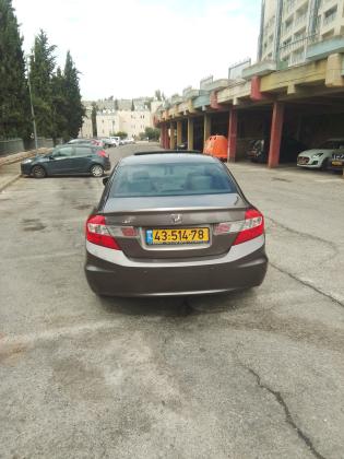 הונדה סיוויק סדאן (2012)