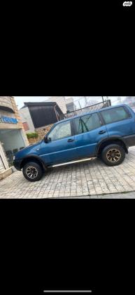 ניסאן טראנו ארוך 4X4 SR ידני דיזל 2.7 (125 כ''ס) דיזל 2002 למכירה במג'דל שמס