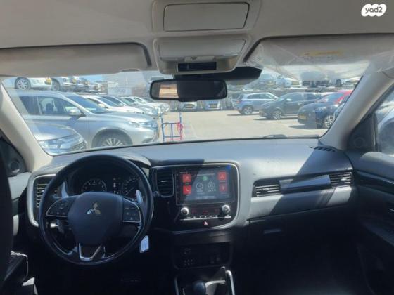 מיצובישי אאוטלנדר Intense אוט' 7 מק' 2.0 (150 כ"ס) בנזין 2021 למכירה ב