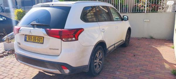 מיצובישי אאוטלנדר Intense אוט' 7 מק' 2.0 (150 כ"ס) בנזין 2018 למכירה במצפה נטופה