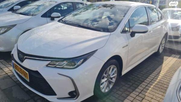 טויוטה קורולה הייבריד Executive SDN סדאן אוט' 1.8 (98 כ''ס) בנזין 2019 למכירה במפעלים אזוריים צמח