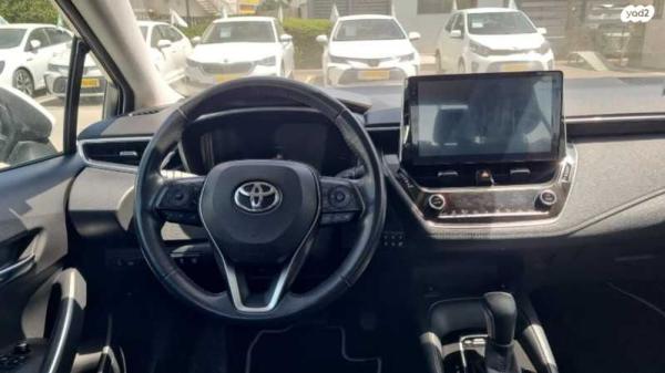 טויוטה קורולה הייבריד Executive SDN סדאן אוט' 1.8 (98 כ''ס) בנזין 2019 למכירה במפעלים אזוריים צמח