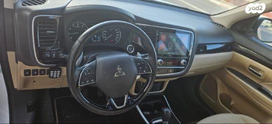 מיצובישי אאוטלנדר Instyle אוט' 7 מק' 2.0 (150 כ"ס) בנזין 2021 למכירה בבית יהושע