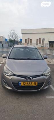 יונדאי i20 Insight אוט' 1.4 (100 כ"ס) בנזין 2013 למכירה ביבנה