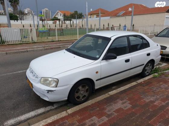 יונדאי אקסנט (עד 2012) Esteem אוט' 5 דל' 1.5 (91 כ''ס בנזין 2002 למכירה באור עקיבא