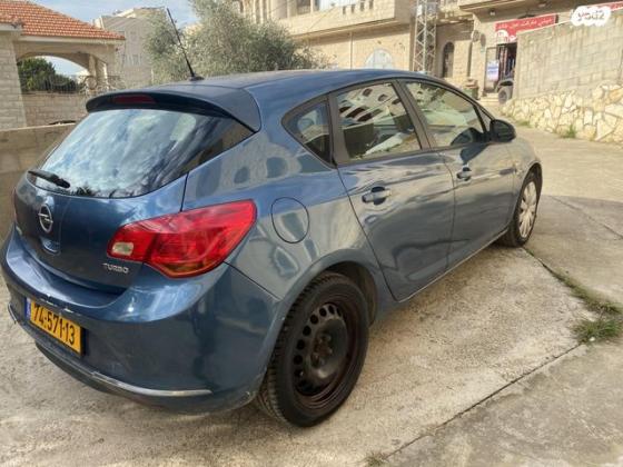 אופל אסטרה Enjoy הצ'בק אוט' 1.4 (140 כ''ס) בנזין 2013 למכירה באום אל פחם