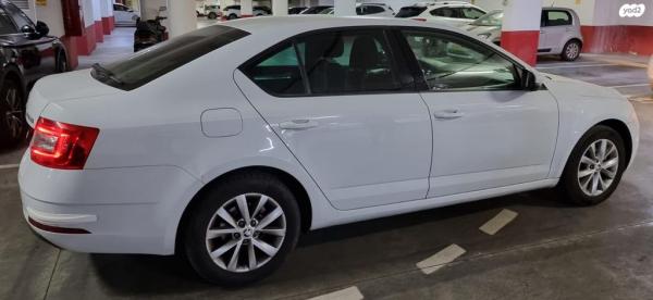 סקודה אוקטביה Style אוט' 1.0 5 דל' (115 כ''ס) בנזין 2018 למכירה ביהוד מונוסון