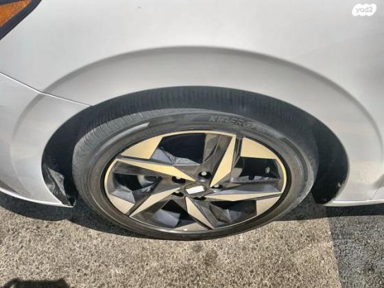 יונדאי אלנטרה הייבריד (2021 ואילך) Supreme אוט' 1.6 (139 כ''ס) בנזין 2022 למכירה ב