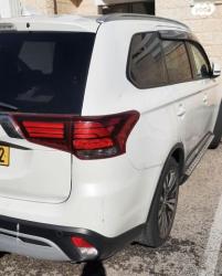 מיצובישי אאוטלנדר Instyle אוט' 7 מק' 2.0 (150 כ"ס) בנזין 2021 למכיר