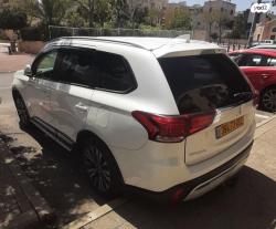 מיצובישי אאוטלנדר Instyle אוט' 7 מק' 2.0 (150 כ"ס) בנזין 2021 למכיר