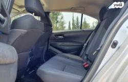 טויוטה קורולה הייבריד Sun סדאן אוט' 1.8 (98 כ''ס) בנזין 2019 למכ