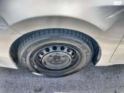 טויוטה קורולה Sun אוט' 1.6 (132 כ"ס) בנזין 2015 למכירה ב