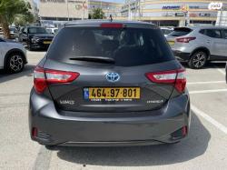 טויוטה יאריס הייבריד Black Sky TSS אוט' 1.5 (73 כ"ס) בנזין 2019 למכי