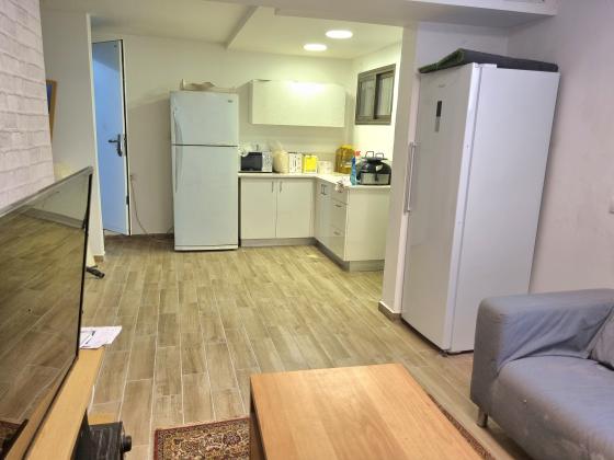 יחידת דיור 2 חדרים להשכרה בראש העין | זיקו גרציאני | פסגות אפק