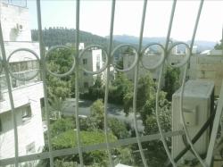 דירה 3 חדרים להשכרה בירושלים | אהרון בראנד | הר נוף