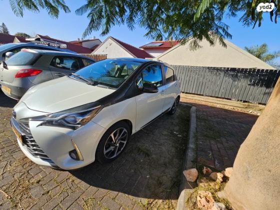 טויוטה יאריס Black Top אוט' 1.5 (112 כ"ס) בנזין 2019 למכירה בשערי תקווה