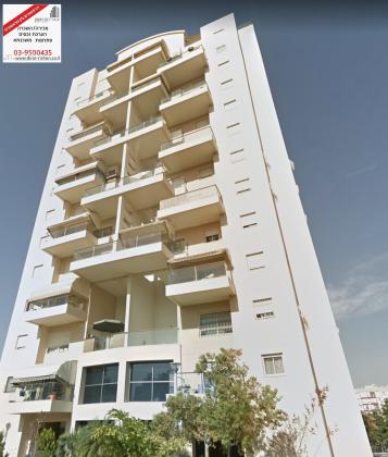 יוחנן הסנדלר 8 (רמב"ם)