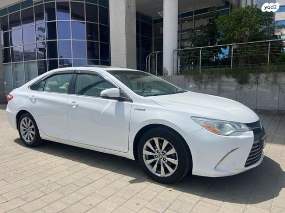 טויוטה קאמרי XLE הייבריד אוט' 2.5 (158 כ"ס) בנזין 2017 למכירה בתל אביב יפו