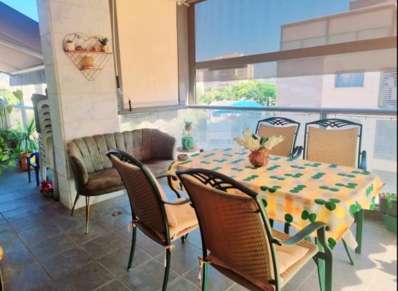 דירה 4 חדרים למכירה ברחובות | גרץ | רחובות הצעירה