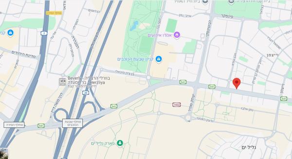 הרב קוק 72 (מרכז)