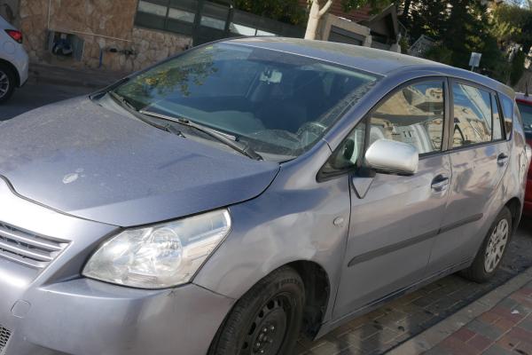 טויוטה ורסו (2009)