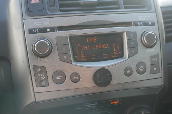 טויוטה ורסו (2009)