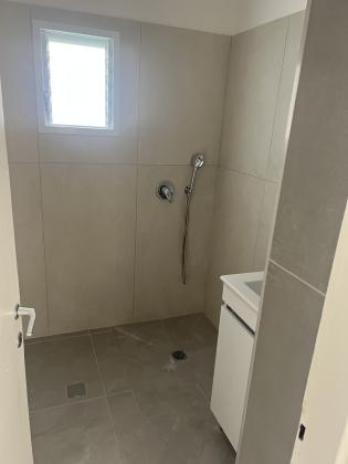 דובנוב 11 (כצנלסון)