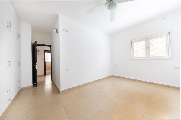 אחד העם 57 (מרכז העיר דרום)