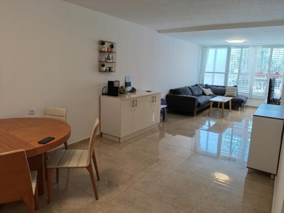 דרך ההגנה 136, כפר שלם