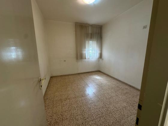 דרך עכו 207, לב העיר