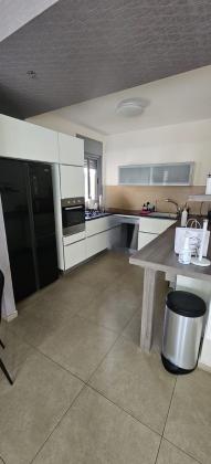 שדרות האלונים 5, פארק המושבה