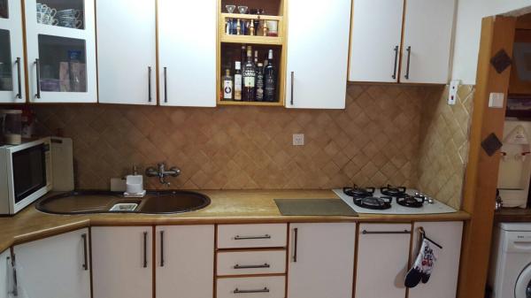 מעפילי אגוז 100, נוה חן, תל אביב יפו