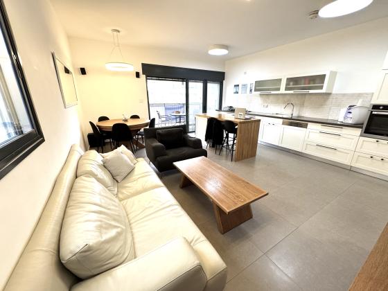 בר אילן 6, מרכז, הרצליה