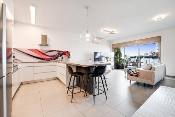 העמל 18, נחלת גנים