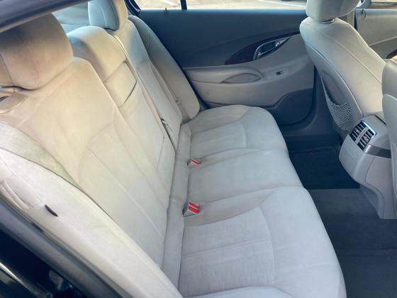 ביואיק לה קרוס (2011)