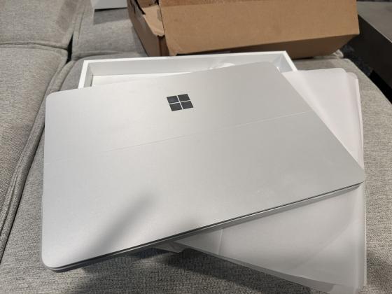 Microsoft Surface Laptop Studio 2 14