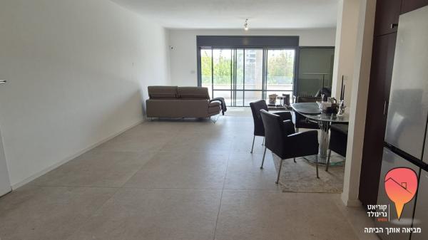 בן יוסף 12, הדר