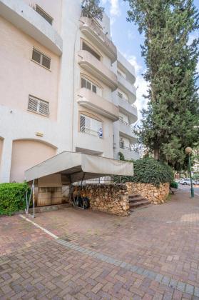 ידידות 3, מגדיאל, הוד השרון