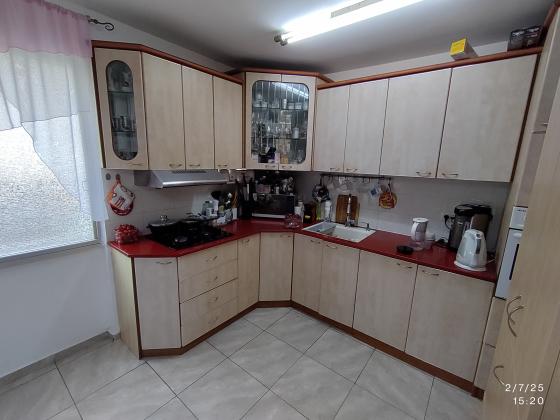 אסתר המלכה 26, נווה דוד