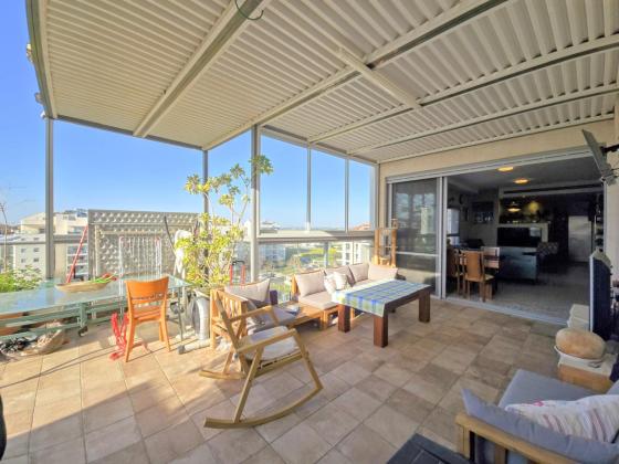 נעמי שמר, נווה זמר