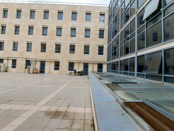 כנפי נשרים 15, אזור תעשיה גבעת שאול