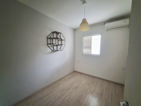 האקליפטוס 9, מוצקין, כפר סבא