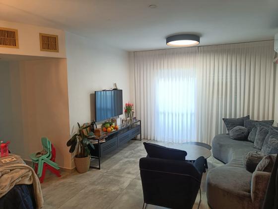 דרך יצחק רבין 1, מגדל המים