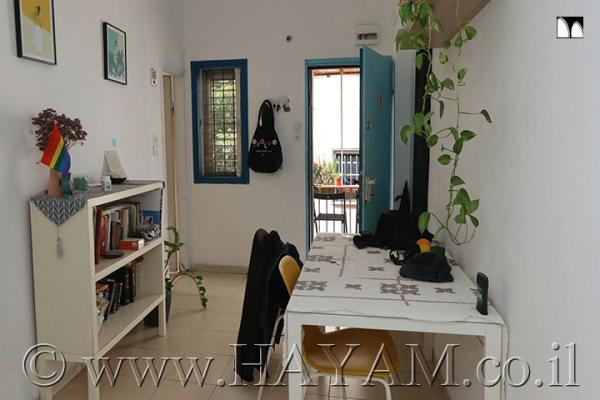 בשכונת שפירא