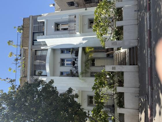 גרוזנברג 21, נחלת בנימין