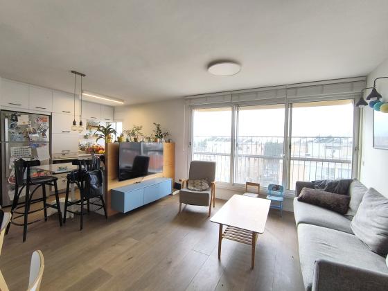 בשכונת שפירא