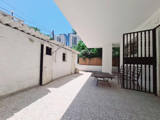 בשכונת ביצרון